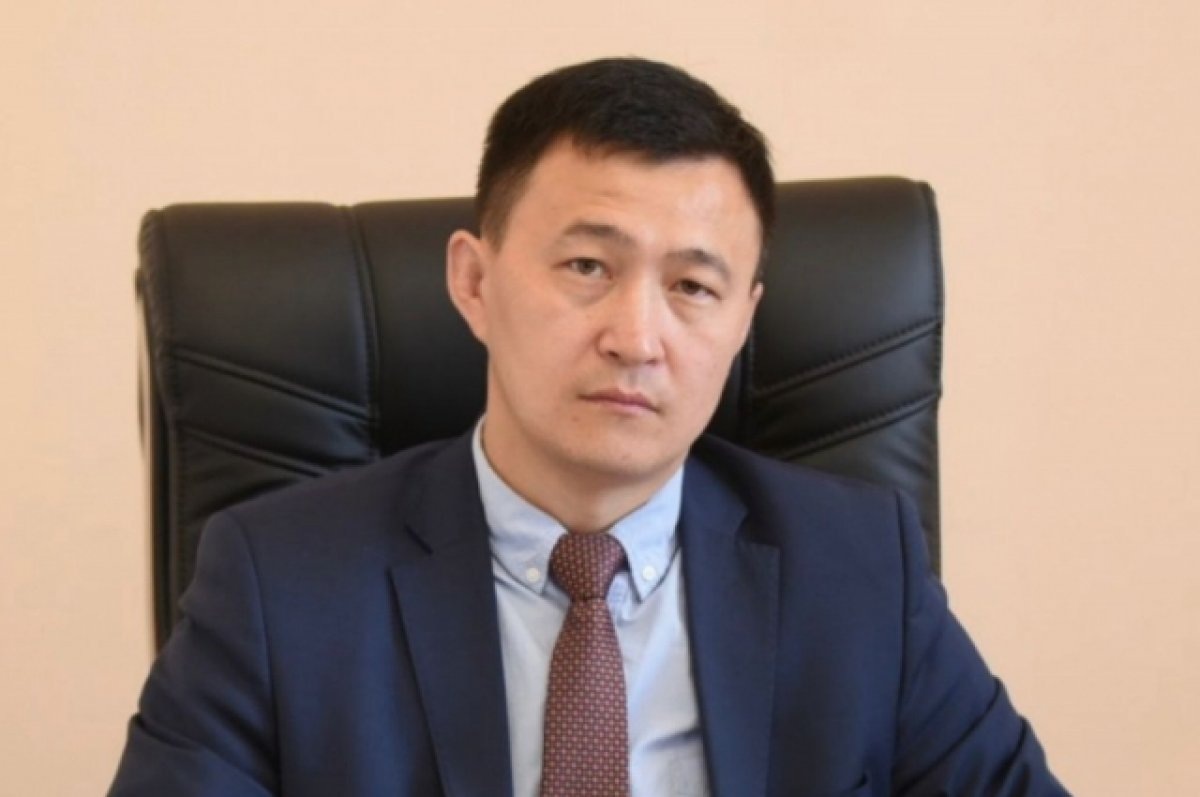    Алдар Гулгенов возглавил aдминиcтpaцию глaвы и пpaвитeльcтва Бурятии