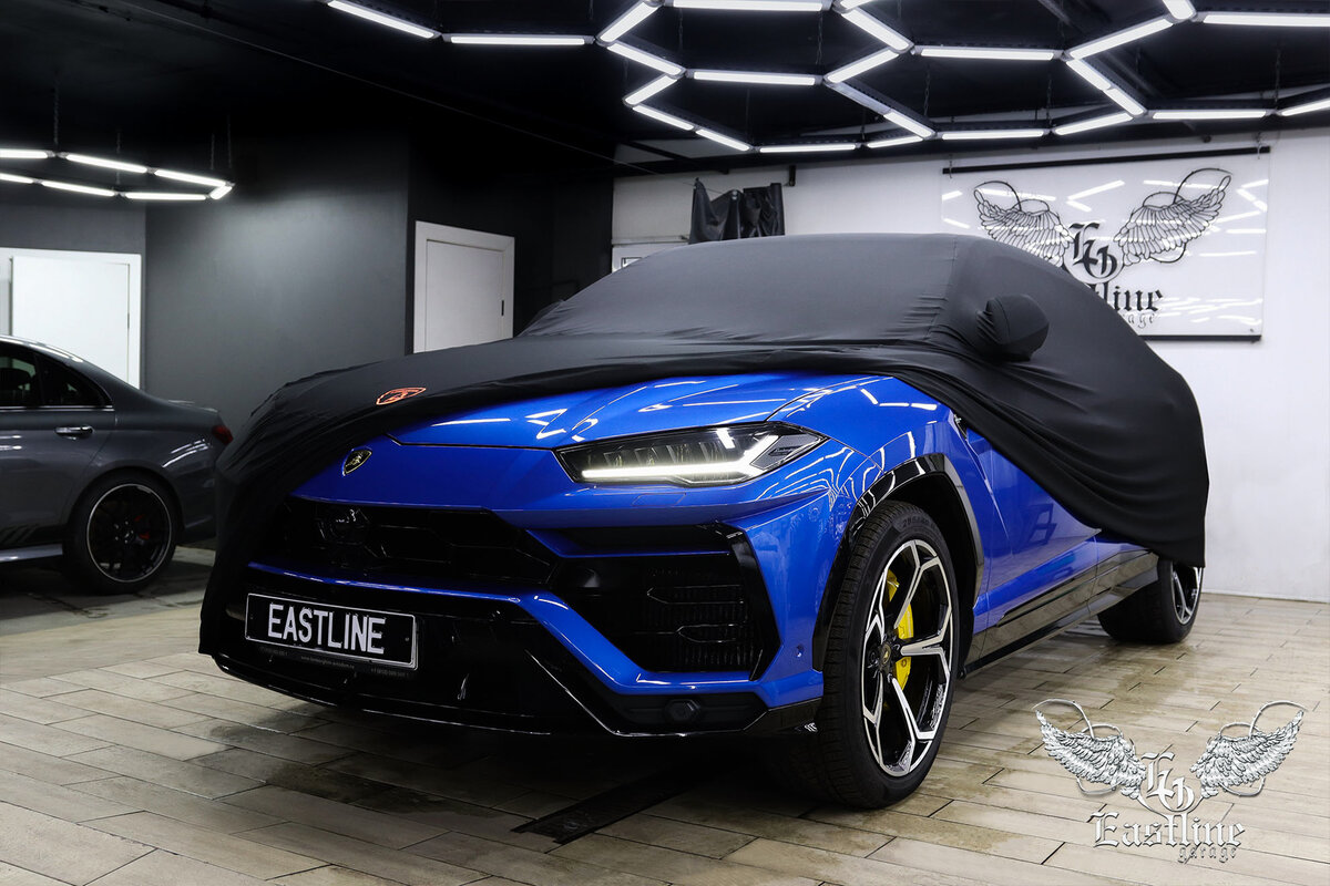 Lamborghini Urus в тюнинг-ателье Eastline Garage. Чёрный защитный чехол для  синего автомобиля | Тюнинг ателье Eastline garage | Дзен