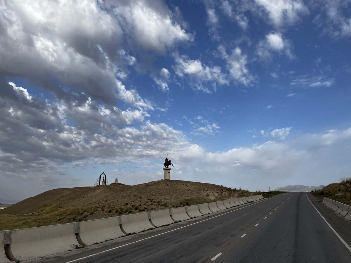 На подъезде к Нарыну.