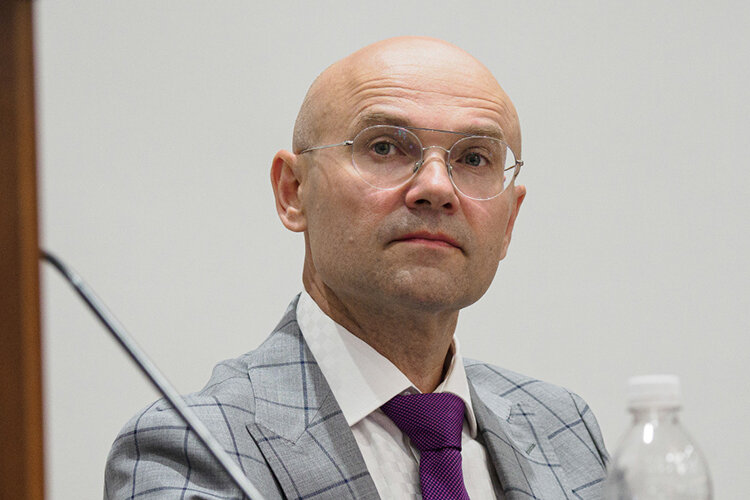    Согласно протоколу избирательной комиссии, подписанному накануне в 23:05 мск, Юрий Казаков получил 3 741 голос избирателей, или 54,5% Фото: «БИЗНЕС Online»