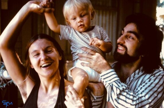 Маленький Леонардо с родителями