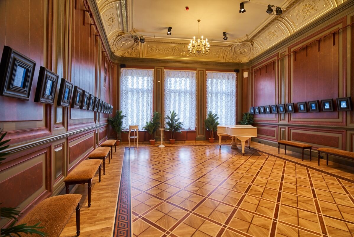 Театр современной пьесы