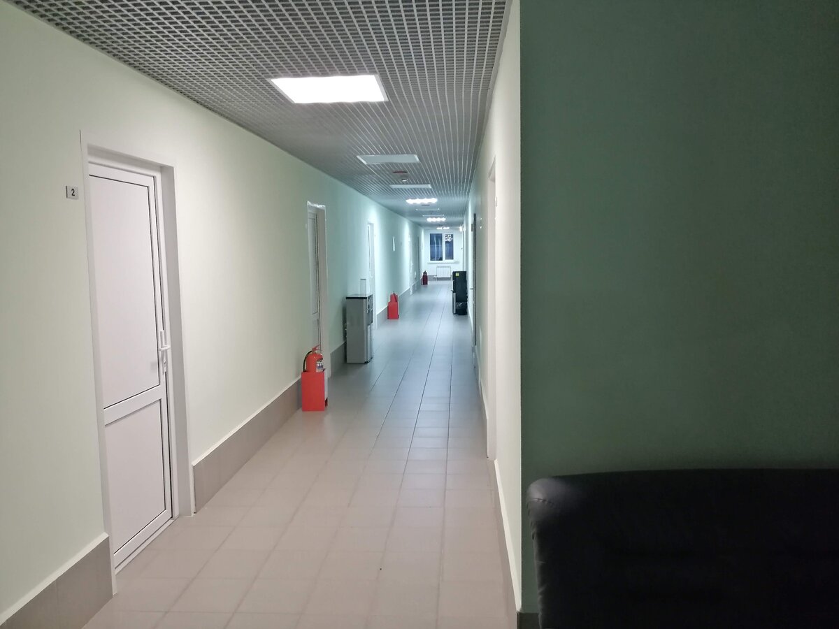 Коридор ВЖК. Здание одноэтажное