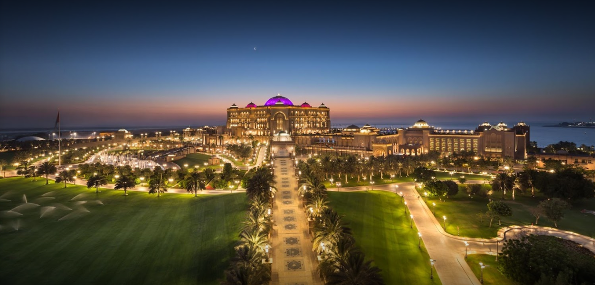 Emirates Palace в Абу Даби