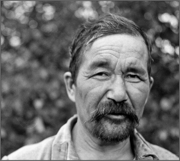 Альчи Кунделешевич Туймешев. Ветеран Великой отечественной. Всю жизнь в заповеднике. 1969 год. Д. Житенёв