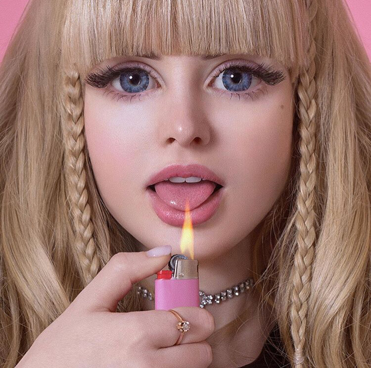 Фото с инстаграм Анжелики Кеновой