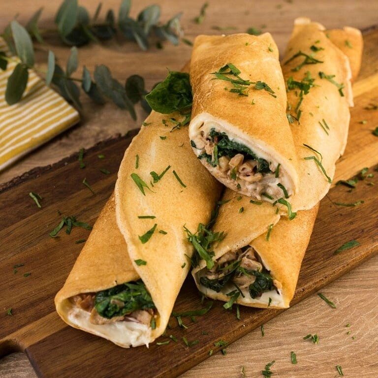 Блины с курицей и беконом