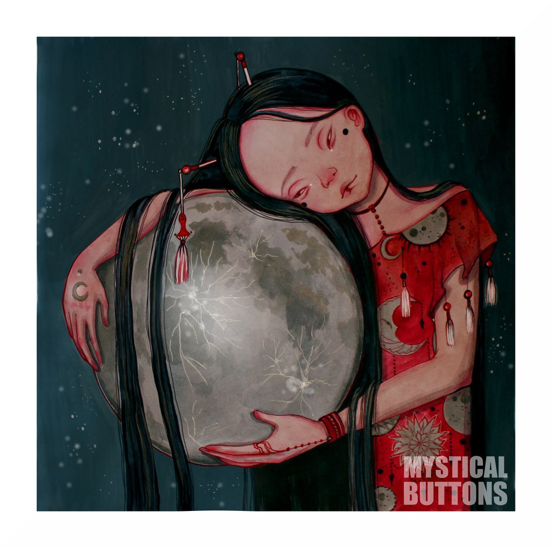 художница Mystical Buttons