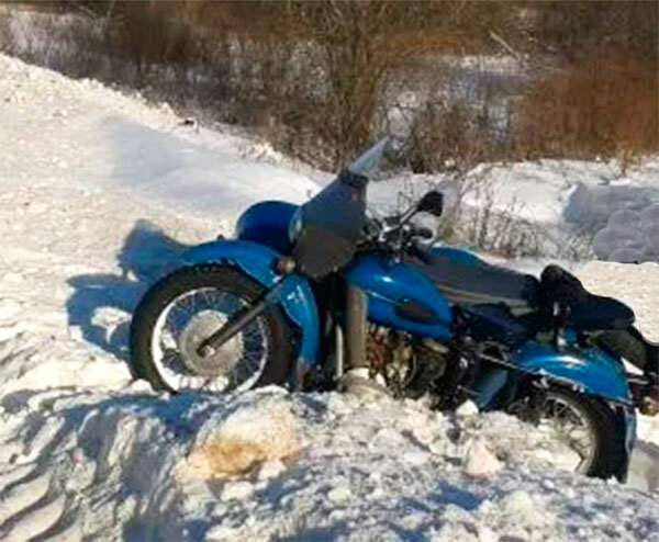 Мотоцикл Урал зима