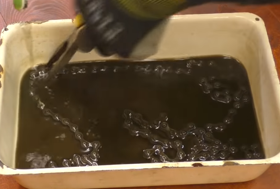 отмыл звездочку и цеп от масла и ржавчины 