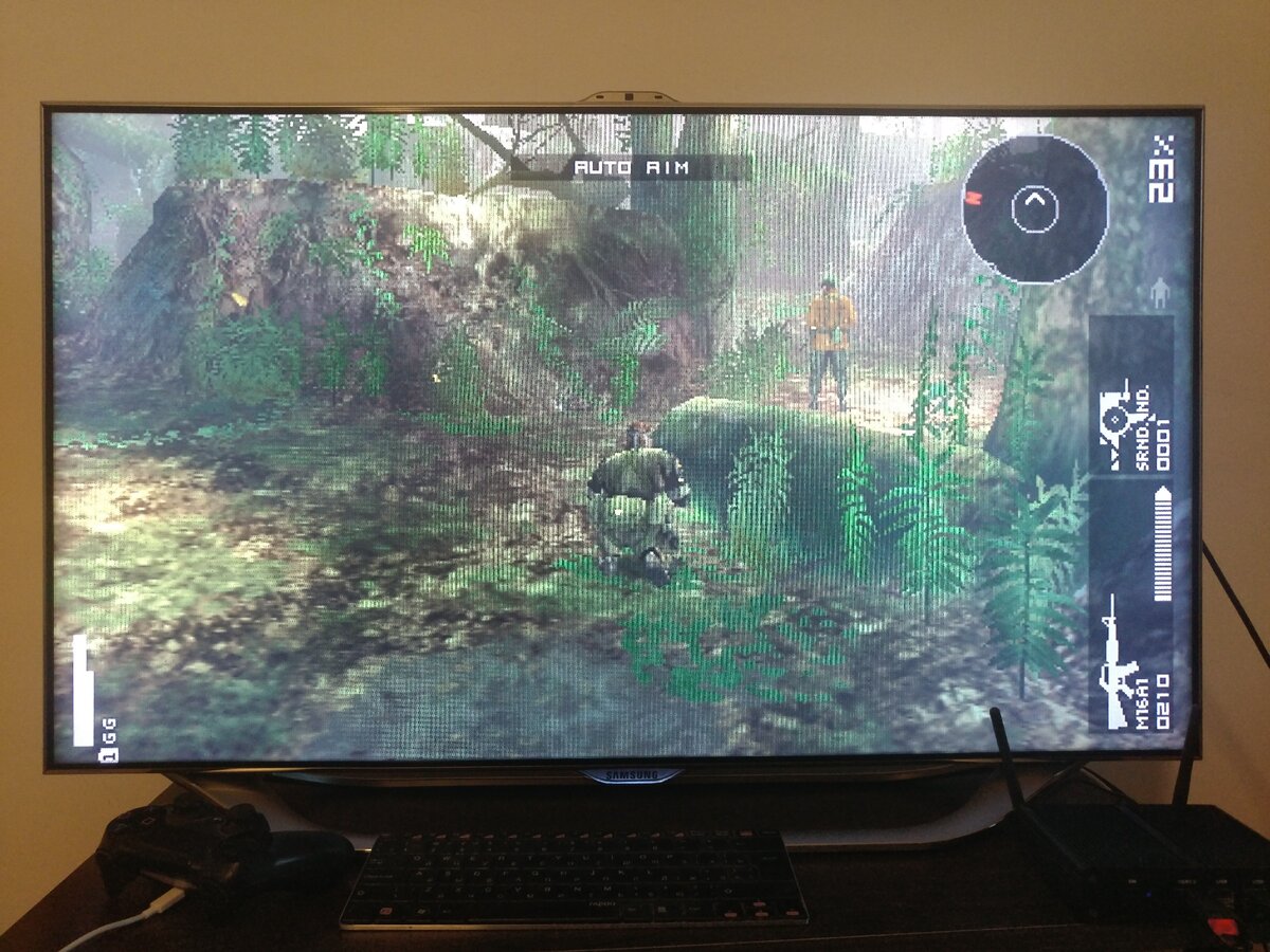 Эмулятор Sony PSP. Дзен странно пережал и испортил картинку, реально никаких полос нет.