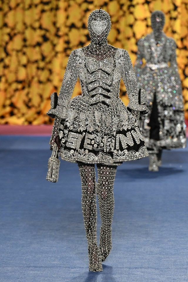 Фото: www.vogue.ru/collection/autumn_winter