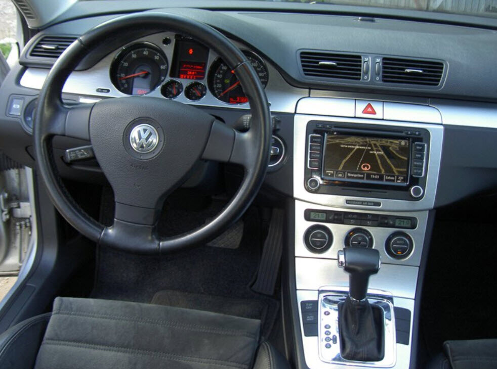 Volkswagen Passat B6 2.0 TDI DPF Comfortline DSG тех. характеристика