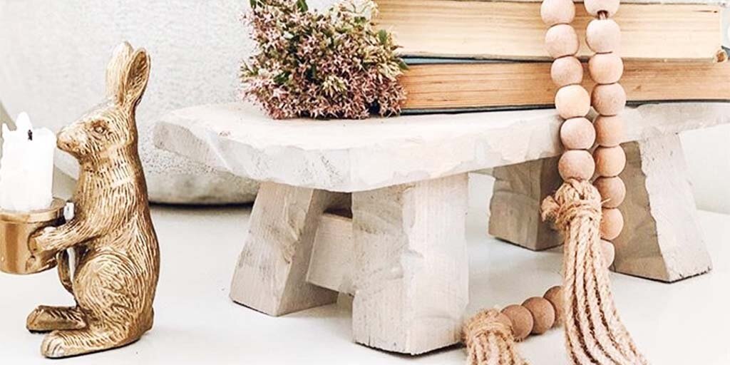 Вот такая необычная скамеечка-подставка