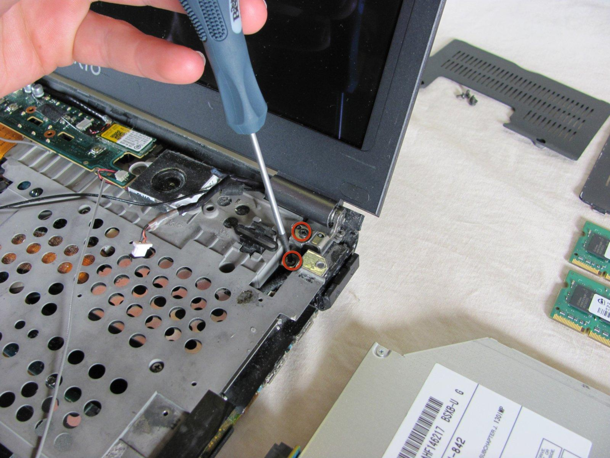 Как разобрать Ноутбук Sony VAIO VPCS13Z9R (Sony VPCS13Z9R disassembly. How to re