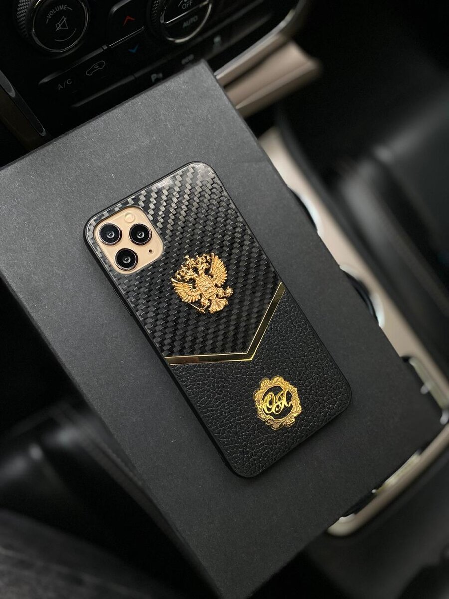 Карбоновый чехол с гербом России, инициалами Mobcase 1271 для iPhone 12 Pro