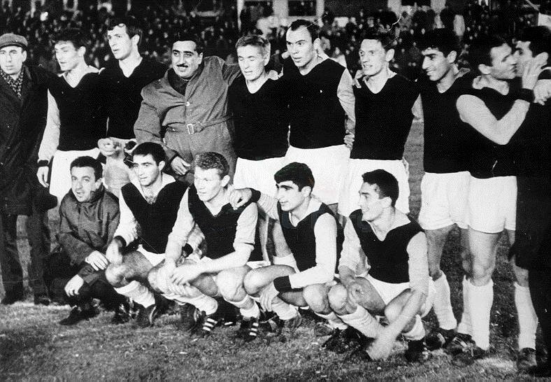 «Нефтяник» Баку - бронзовые призеры-1966 / footballinussr.fmbb.ru