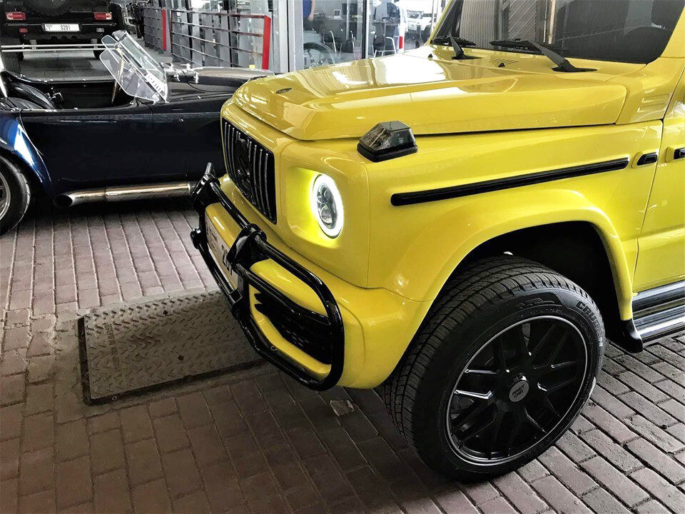 Suzuki Jimny имеет много общего с Mercedes-Benz G-Class