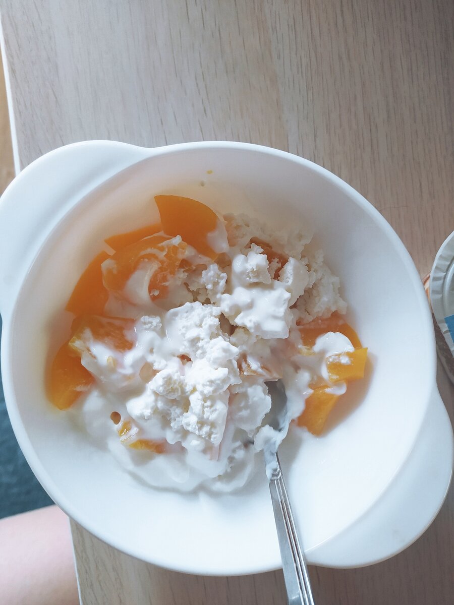 Мой творожок с персиком))