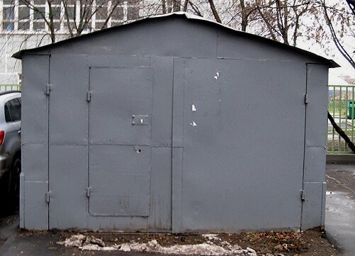 Картинку гаража взял на сервисе Яндекс. Картинки