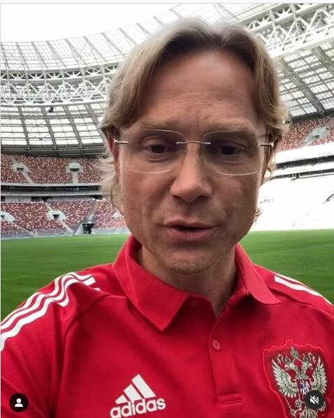 Валерий Карпин