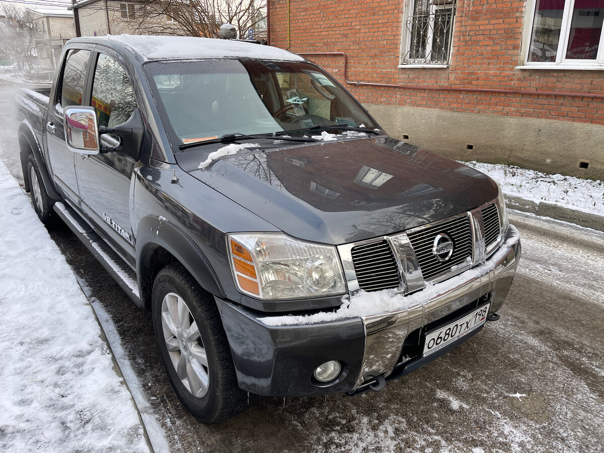 Вот так выглядит мой автомобиль по утрам. На улице - 9 градусов