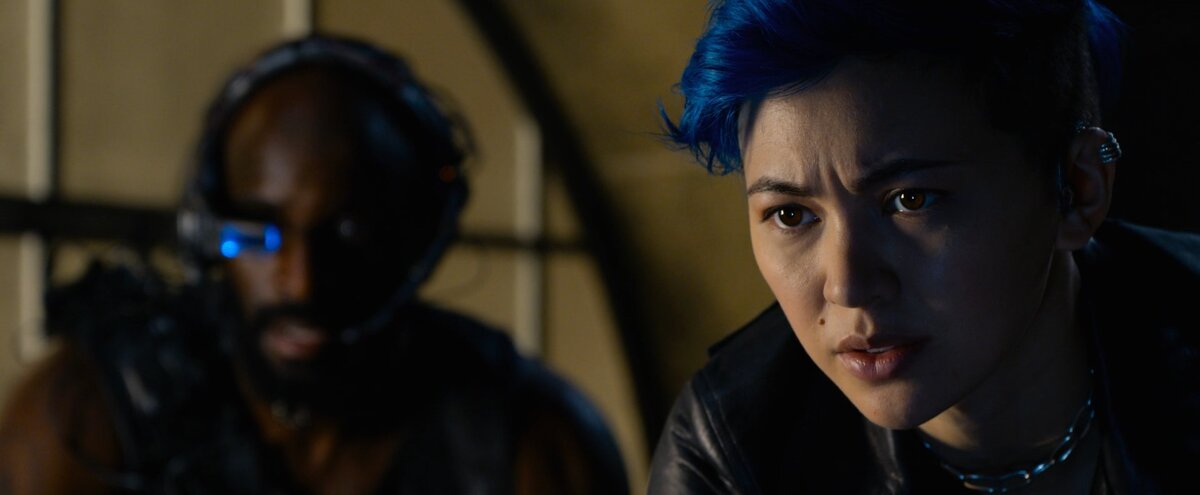 Багс нашла несоответствия. Фото из свободных источников. Матрица Воскрешение