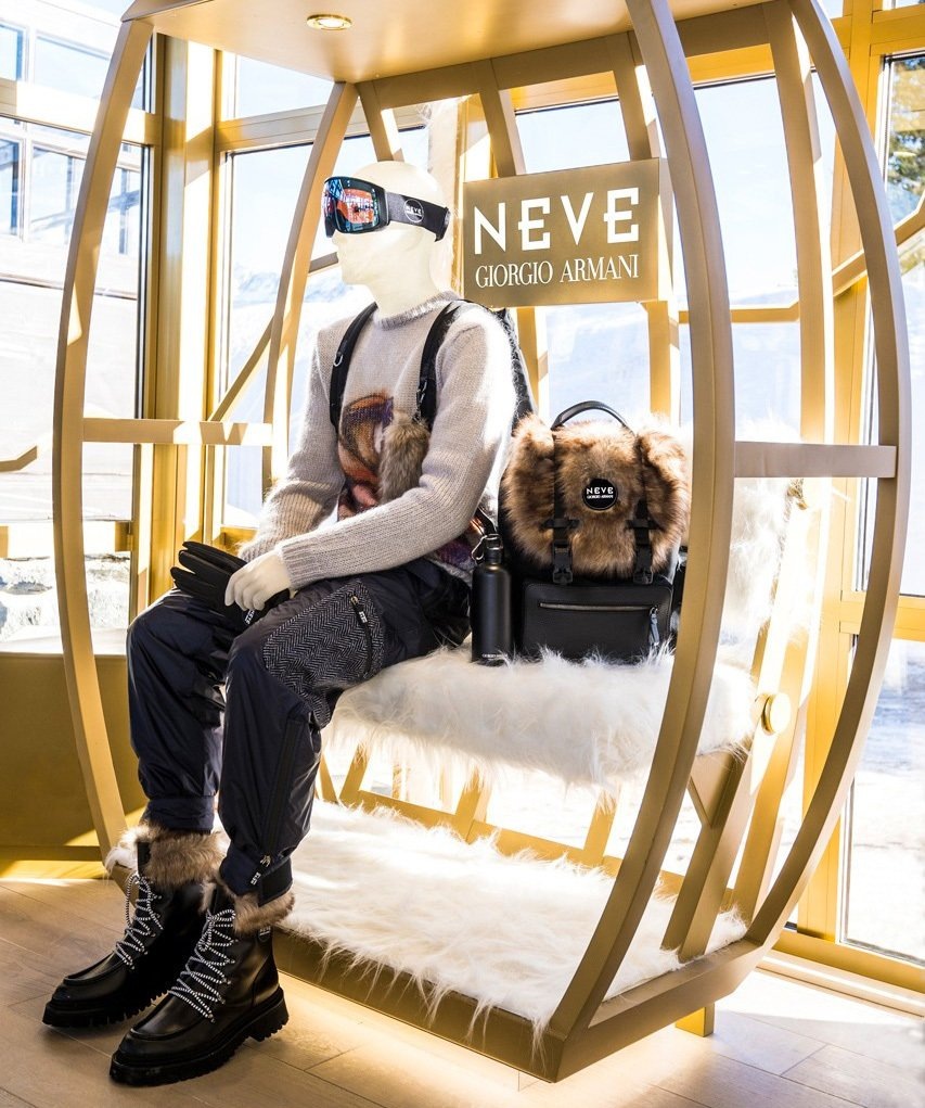 Источник: https://www.tsum.ru/