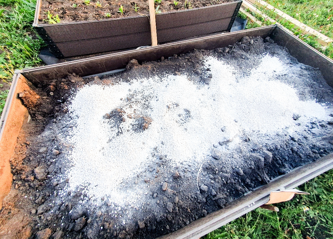 Горы перлита в чистом виде