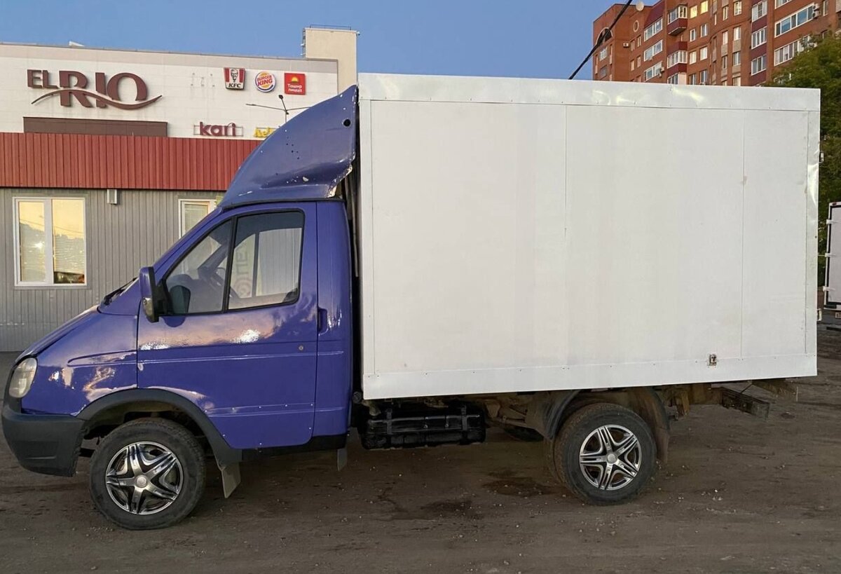 Газель с будкой