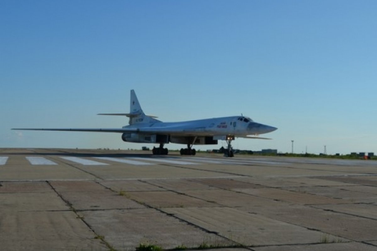    В Китае назвали российский бомбардировщик Ту-160 уникальным самолетом