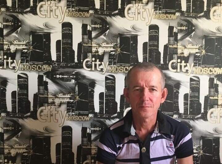 Массажист Виктор