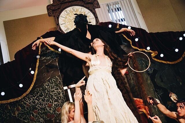 Фото: Instagram @floorlengthfrankie