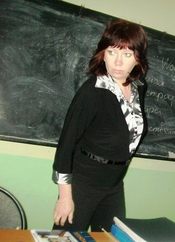 На фоне доски