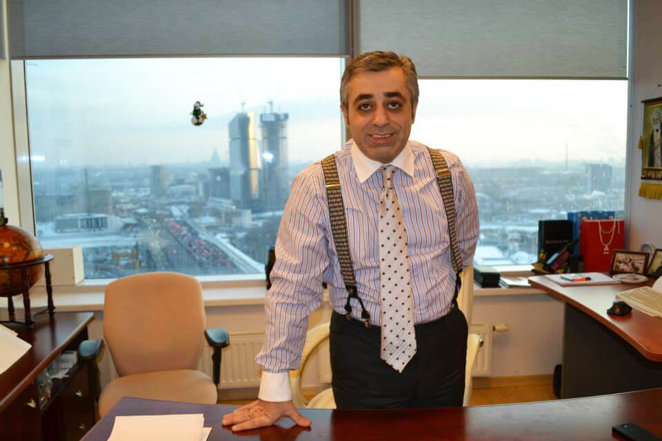 Вальтер Аваков рассказал о первой книге