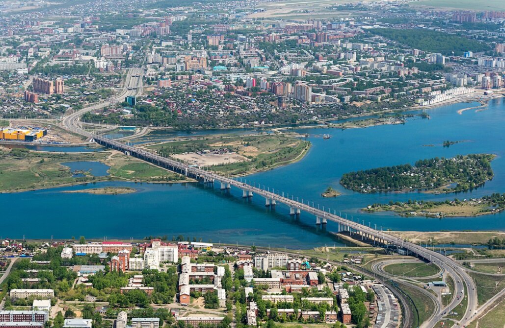 Город б находится