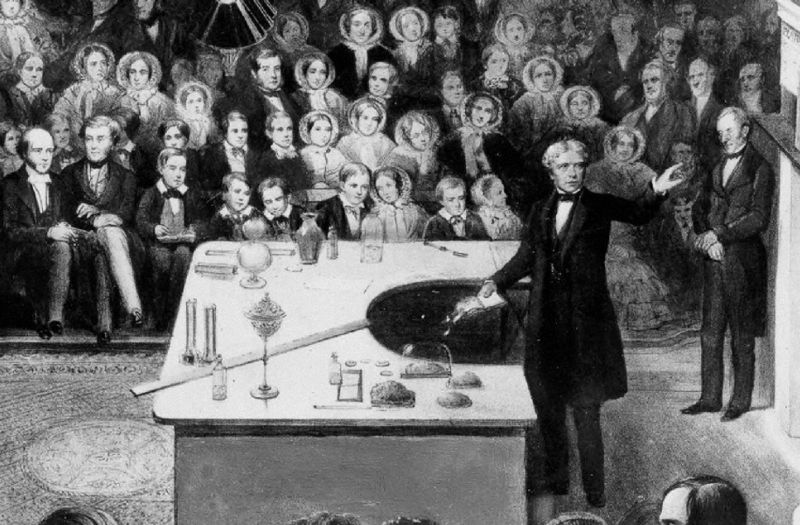 https://ru.m.wikipedia.org/wiki/%D0%A4%D0%B0%D0%B9%D0%BB:Faraday_Michael_Christmas_lecture_detail.jpg