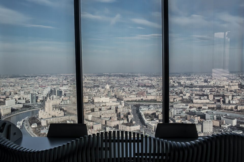 Фото с сайта 90thfloor 