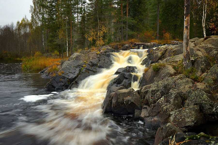 Рускеальские водопады мост