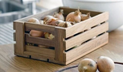 1. В ящиках, коробках