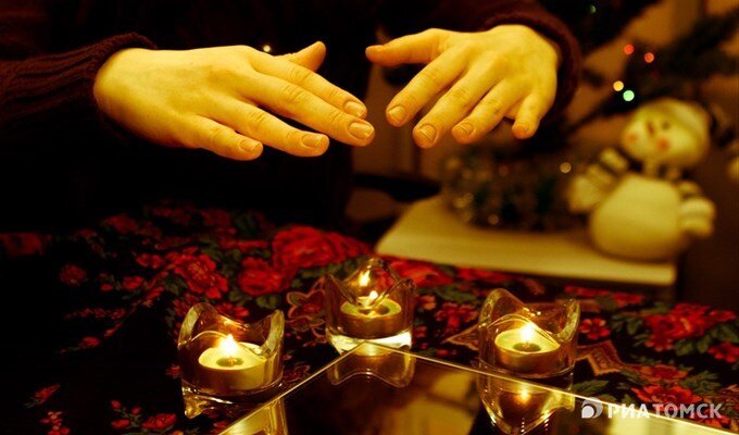 Как снять приворот. Заговор на месячные. Руны снятие порчи проклятий. Заклинание на погоду. Защитные заговоры от врагов.