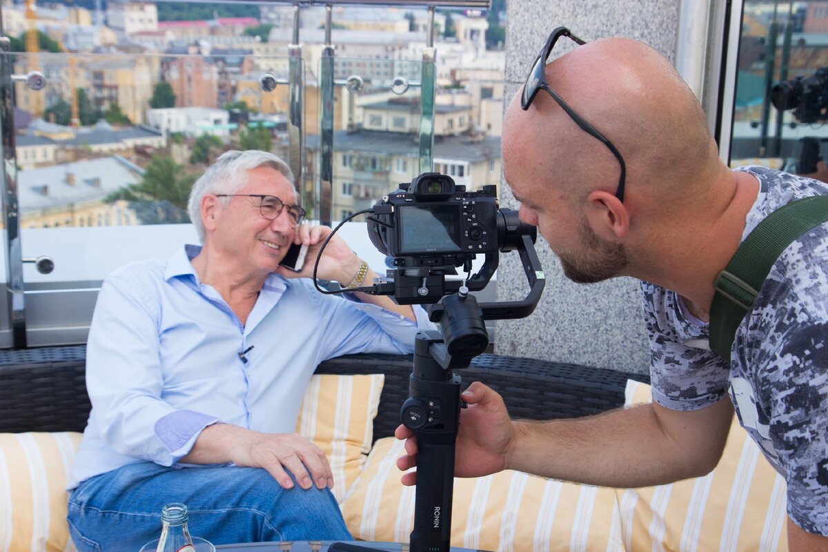 Архитектор Сергей Бабушкин на съемках фильма. г. Киев