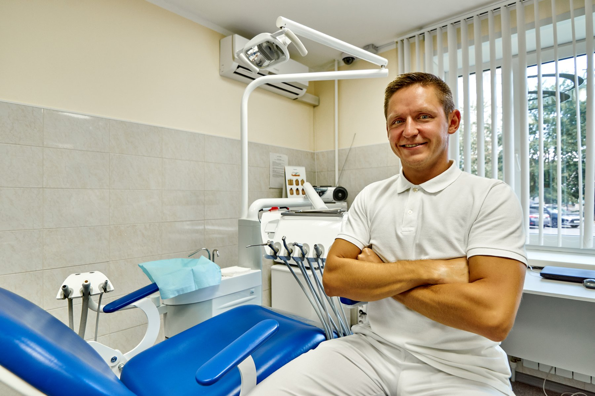 Сайт стоматологии. Протезист рейтинг