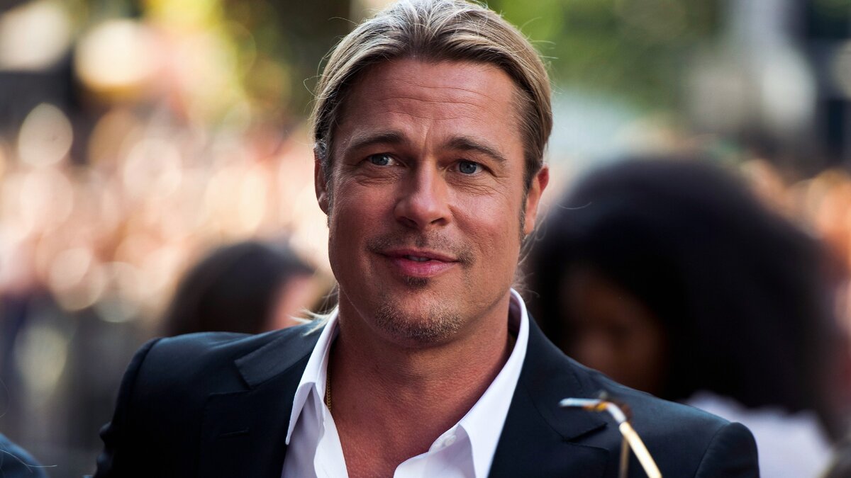 Brad Pitt Motorcycle Delonghi