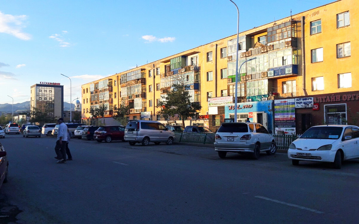 Одна из центральных улиц
