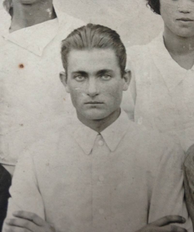 Учитель русского языка Илья Мигулин, Хива, 1938 год. На фото ему 24 года