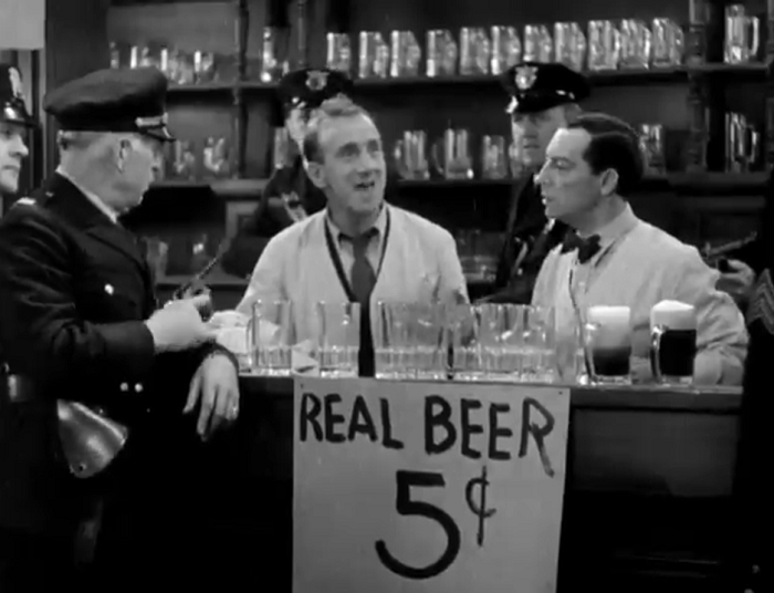 Кадр из фильма "Что?! Нет пива?"