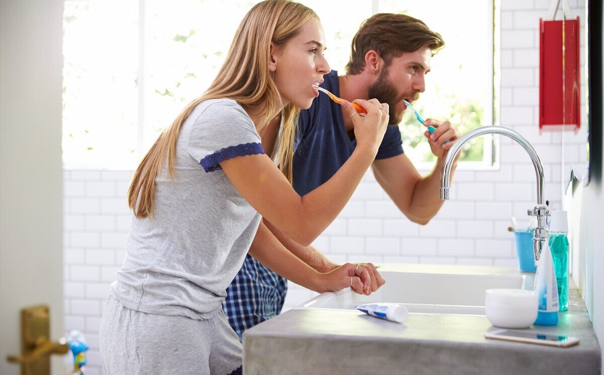 Чистка зубов - очень важная гигиенические процедура!