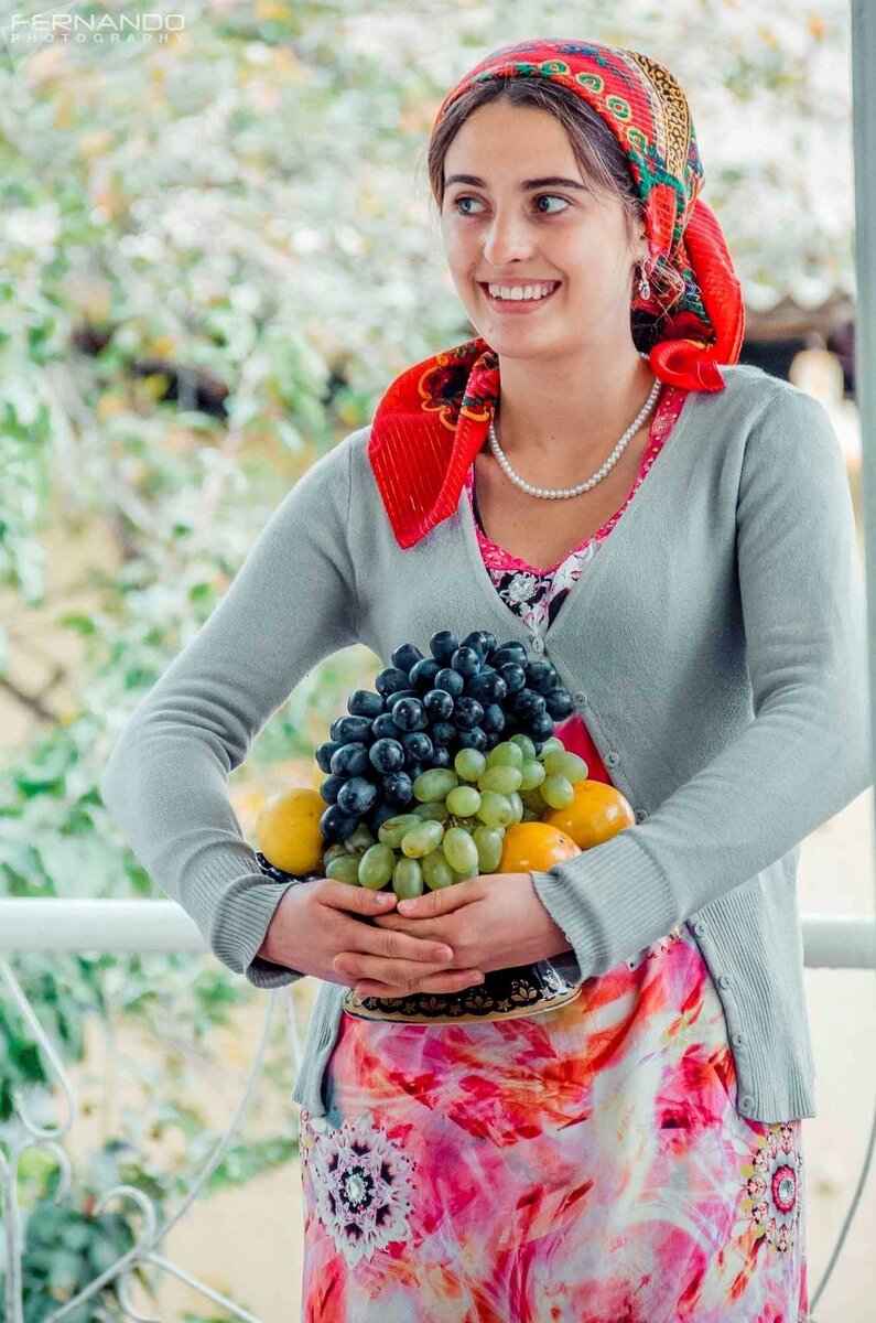 Таджичка. Таджикистан. Яндекс картинки 