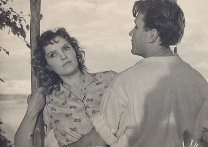 Встретив своё счастье однажды, актриса заплатила за него высокой ценой. Кем стала её дочь от известного советского актёра7